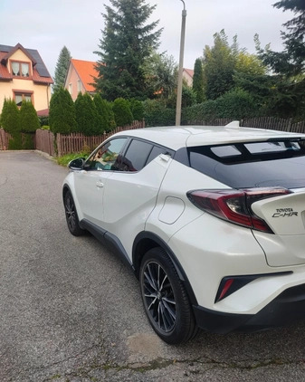 Toyota C-HR cena 84500 przebieg: 50000, rok produkcji 2018 z Elbląg małe 137